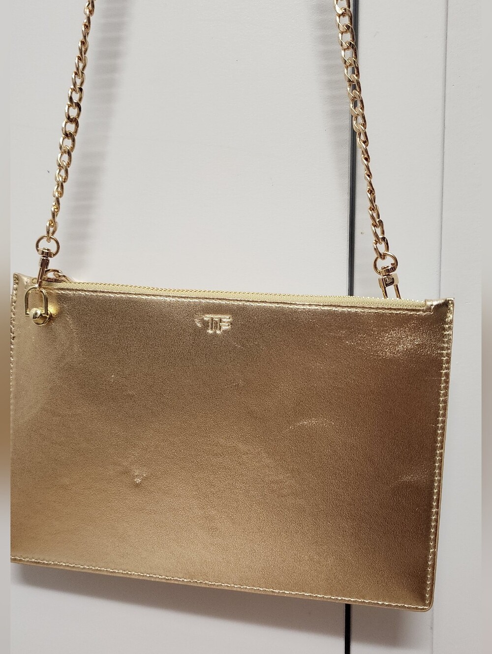 Tom Ford gold leather Zippered pouch Bag Clutch With Gold Chain Crossbody New